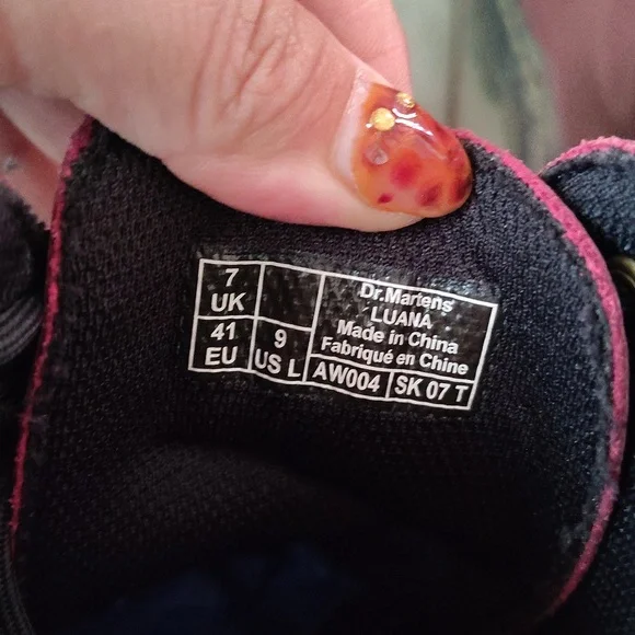 Dr. Martens 1460 Women's Smooth Leather Lace Up Boots In Cherry Red Woman's 9 - Picture 11 of 15